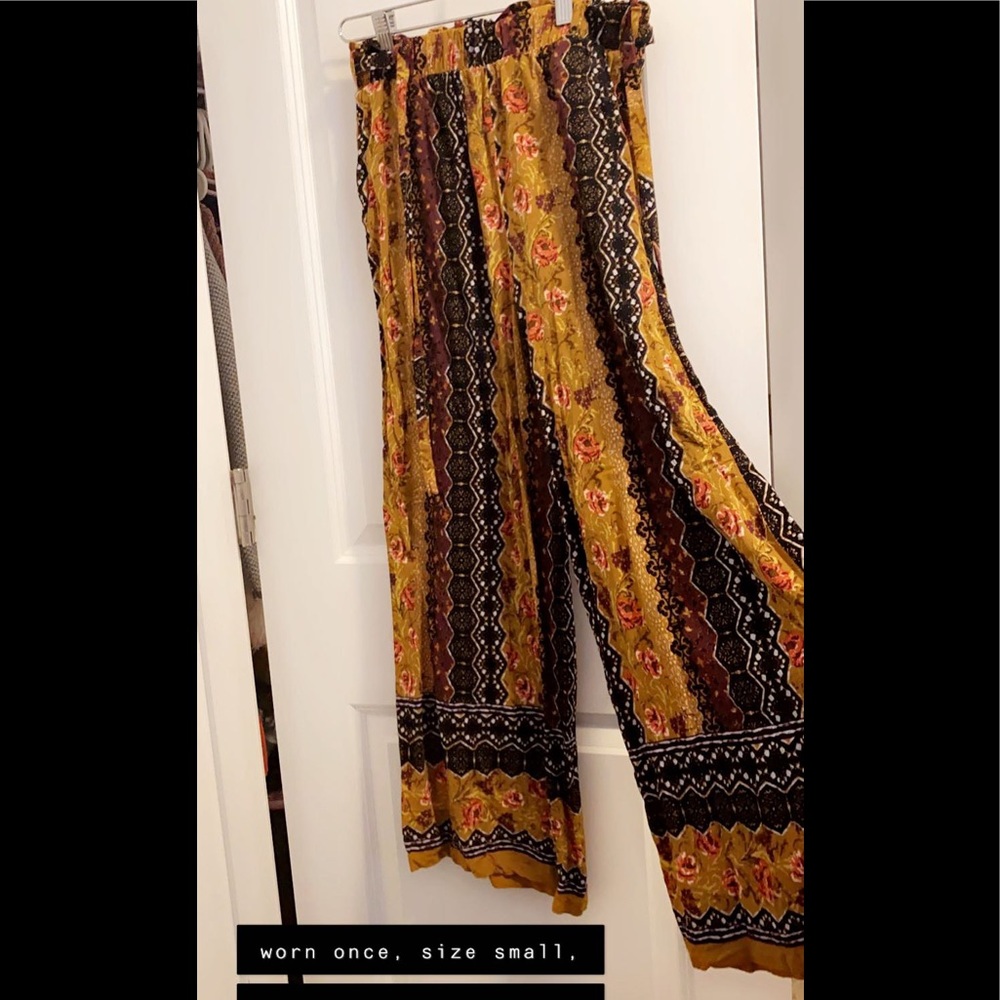 patterned flowy pants
